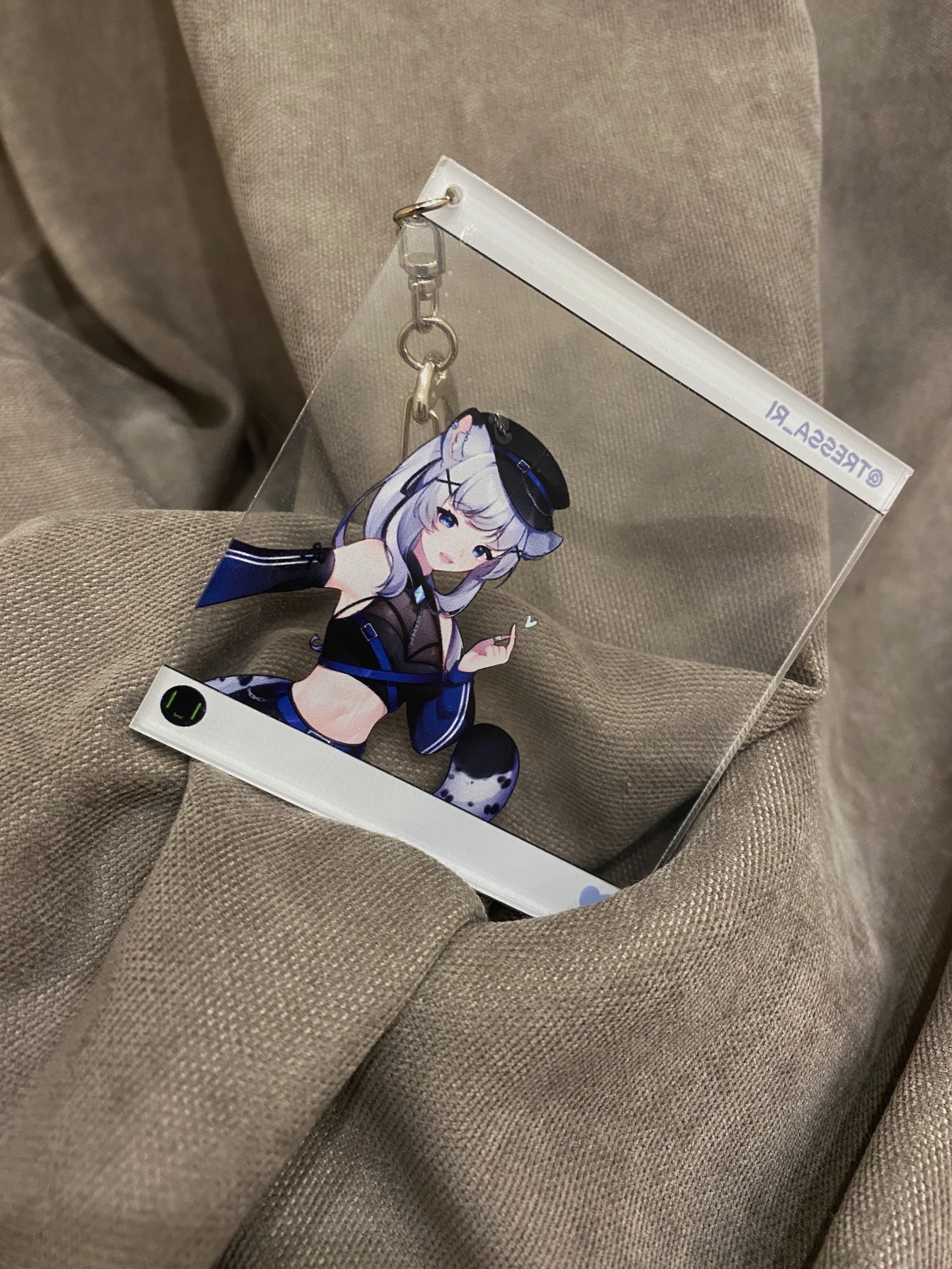 «GIMME LIKE» Брелок [8см]